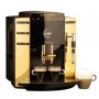 Plně automatický kávovar pro přípravu dvou šálku kávy s funkcí tvorby páry