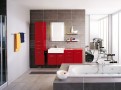 Ultramoderní červený koupelnový nábytek