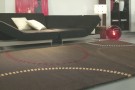 Ukázka barevného sladění i vhodného výběru vzoru k modernímu nábytku (AVANTI KOBERCE OSTA)