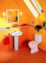 Atraktivní provedení koupelny v podkroví střešní nástavby (JIKA).